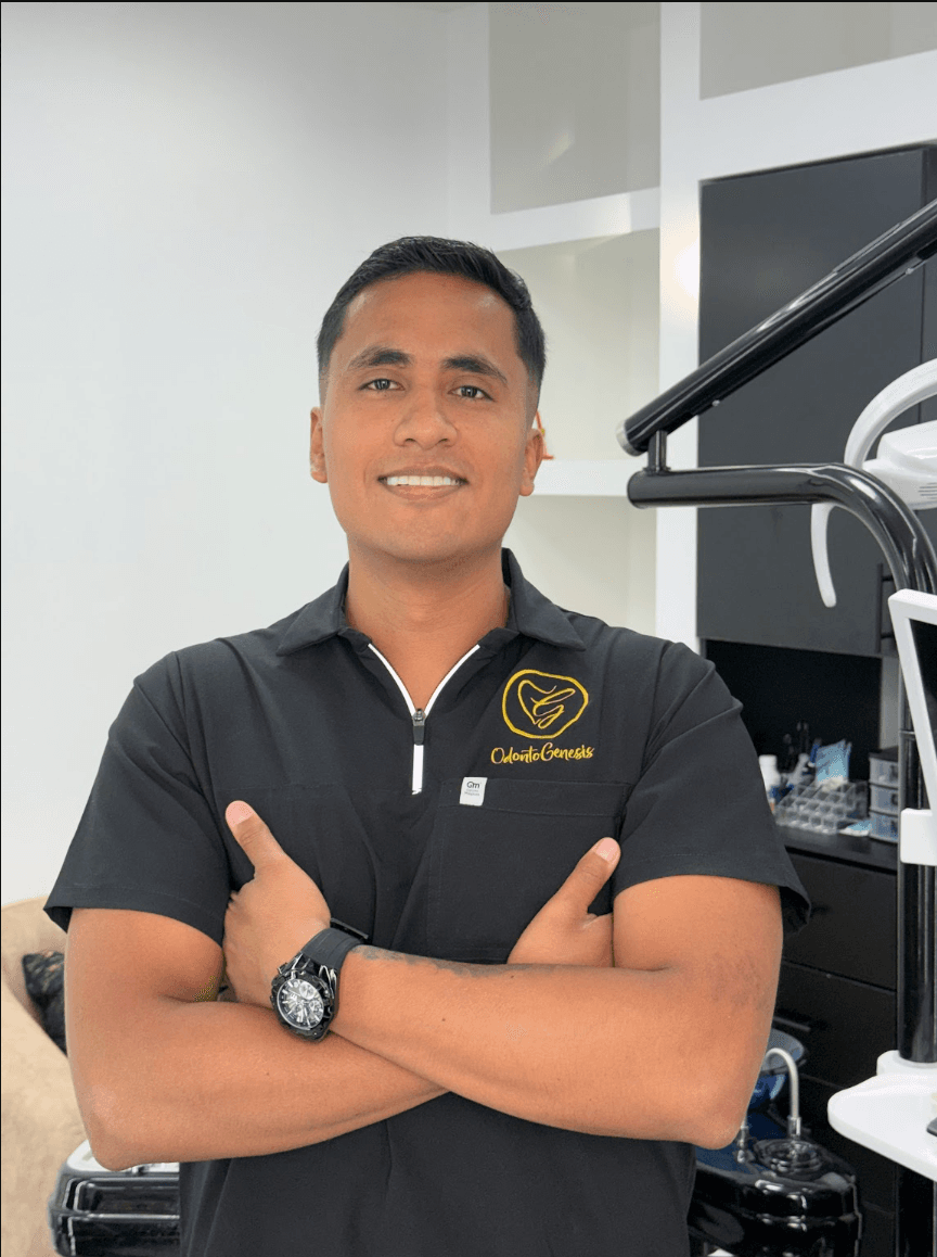 Dr. Felipe Montoya